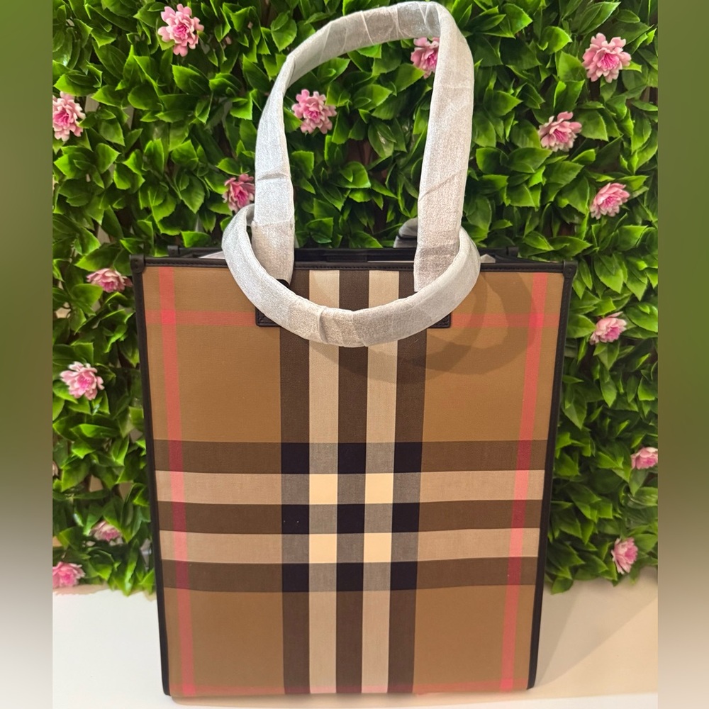 NWT Burberry Check Book Tote